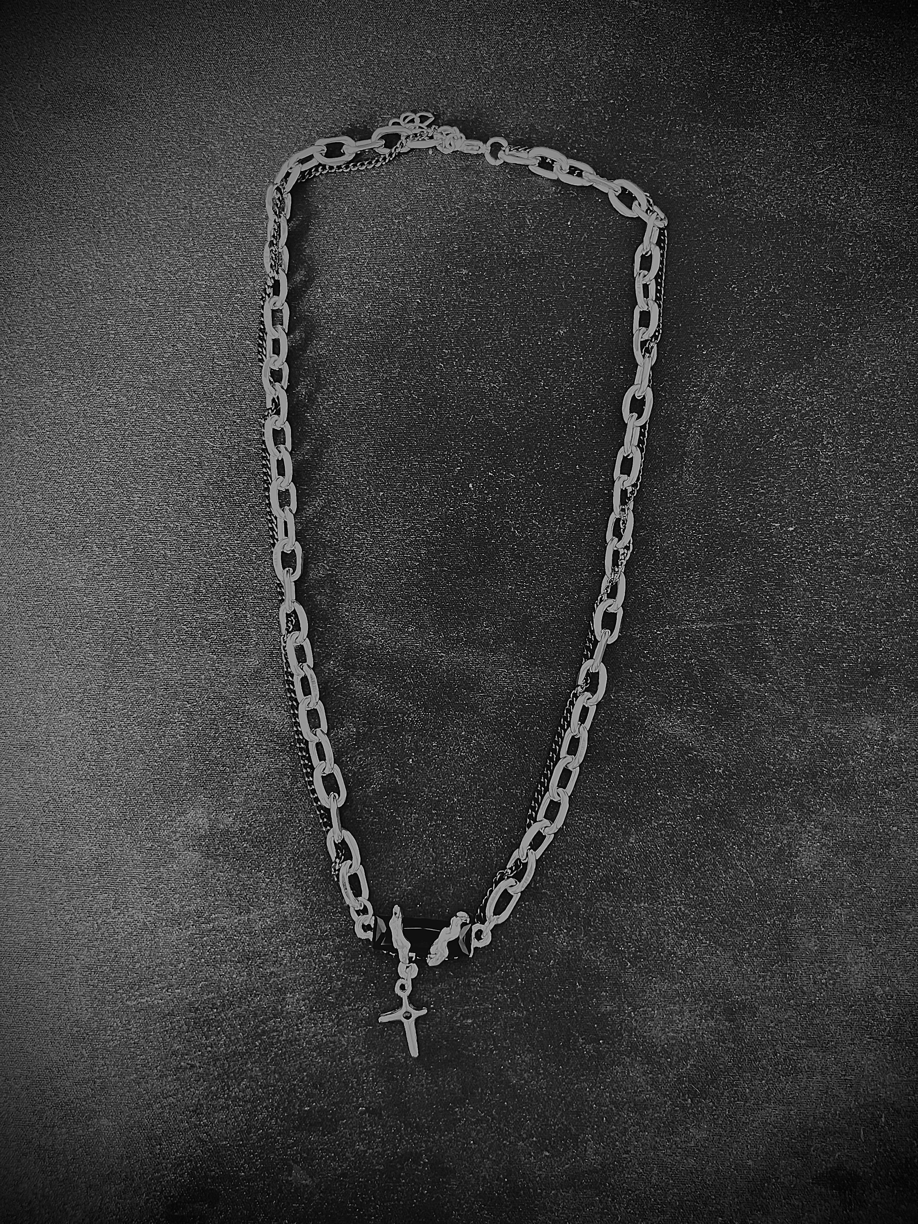 Raven Chain